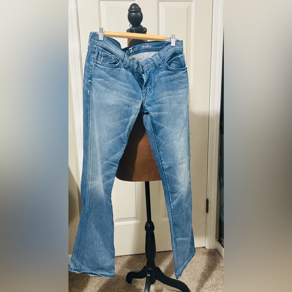 7 For All Mankind low rise Light Blue bootcut 
32”inseam
